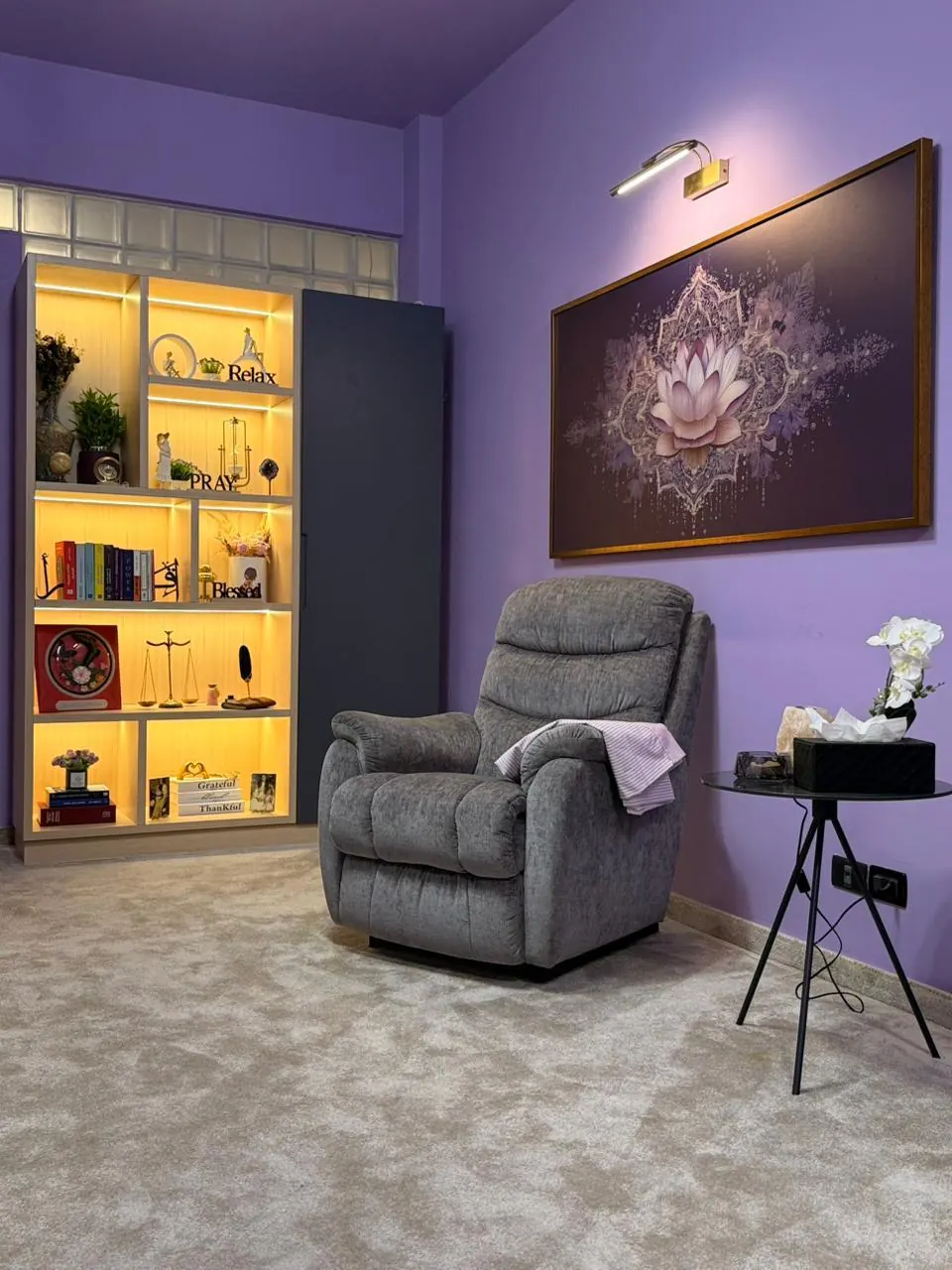 Faten Hassan clinic interior